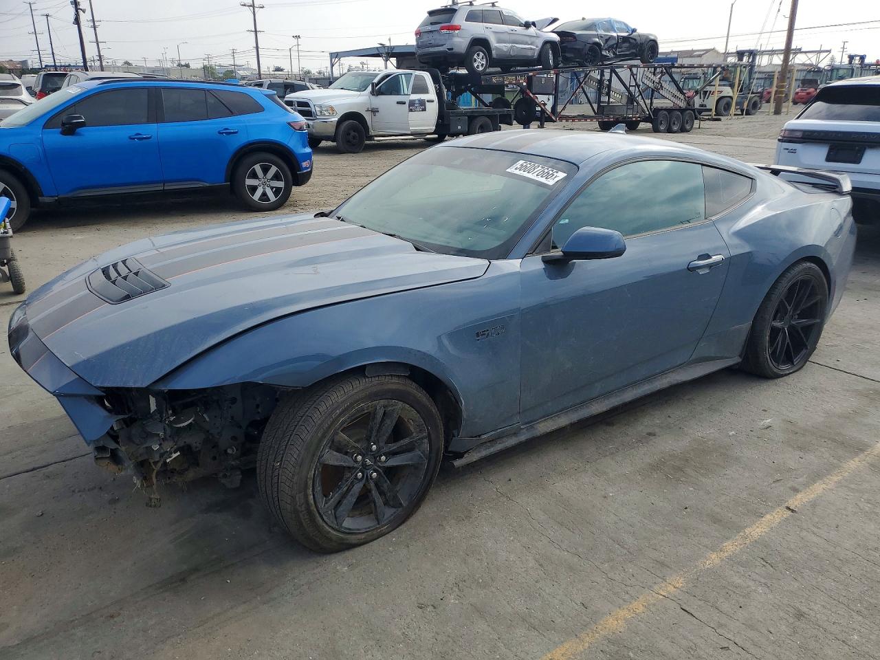 Salvage Ford Mustang Image