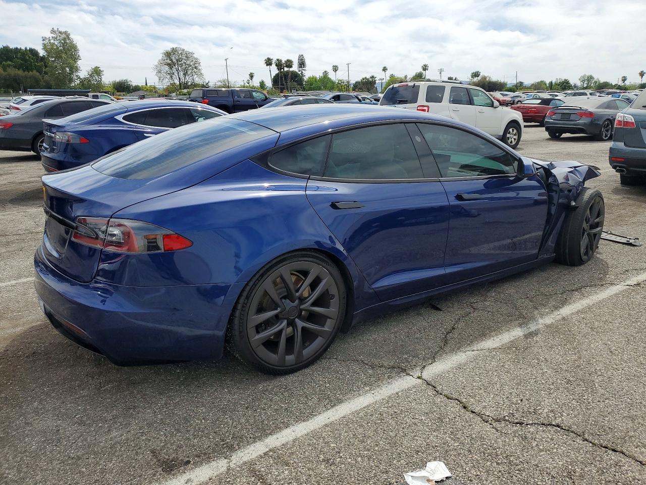 Tesla Model S