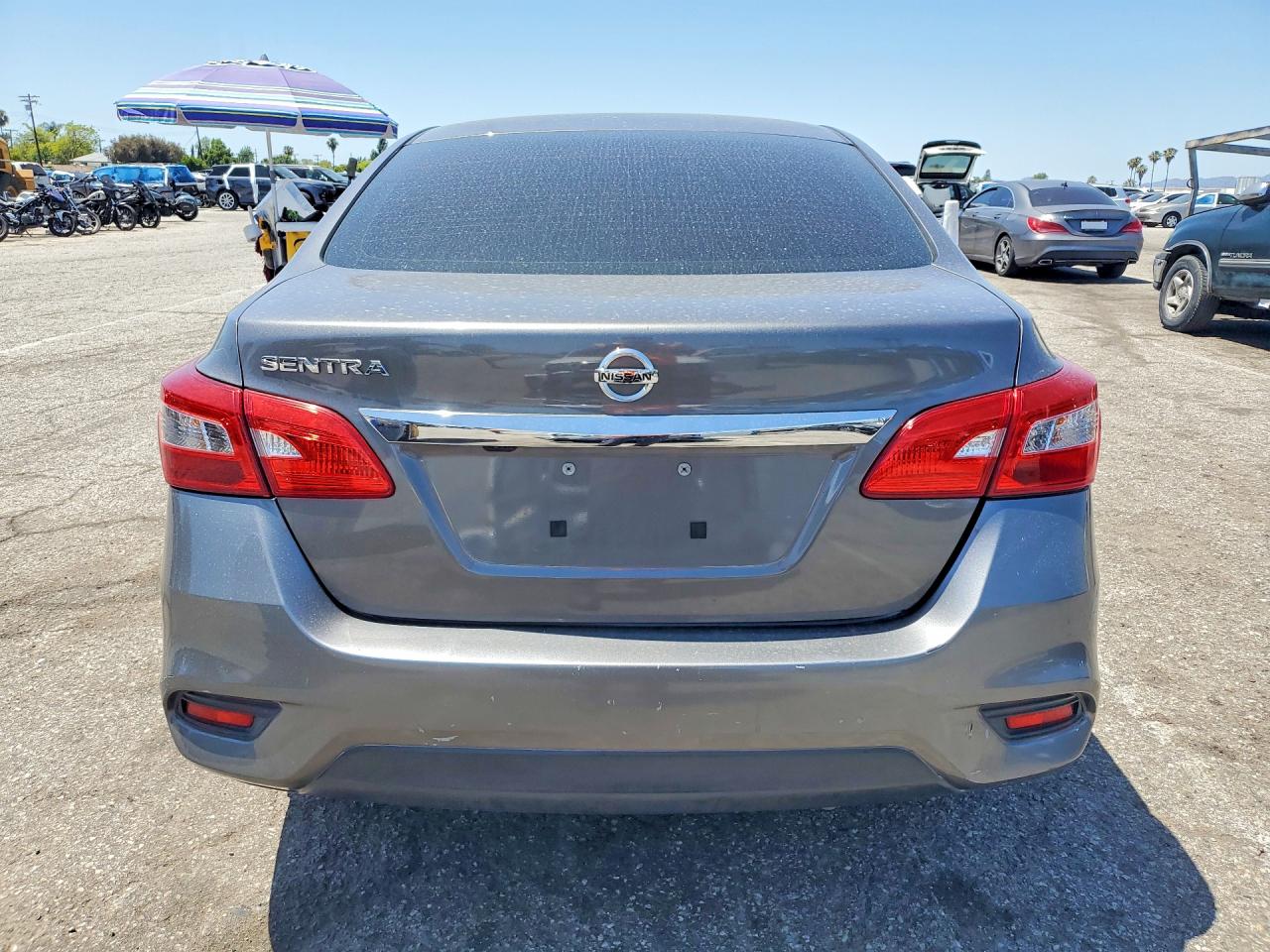 Nissan Sentra