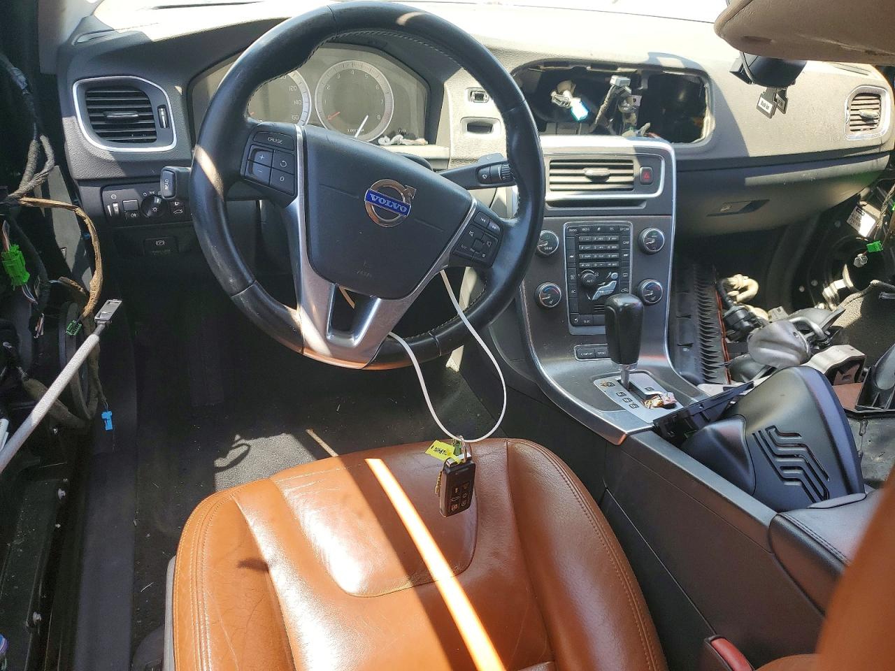 Volvo S60 T5