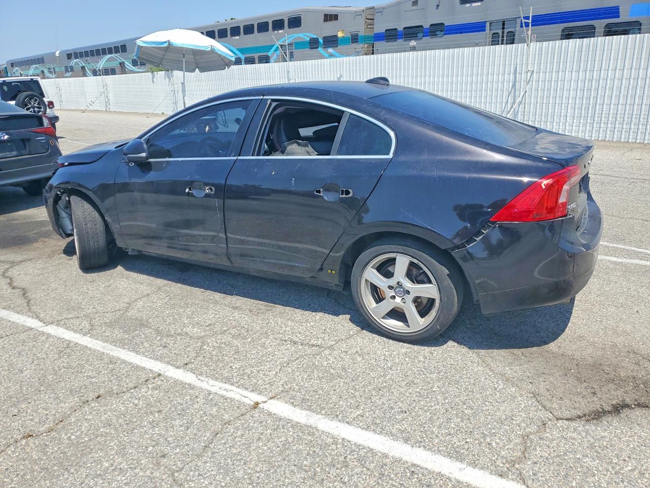 Volvo S60 T5