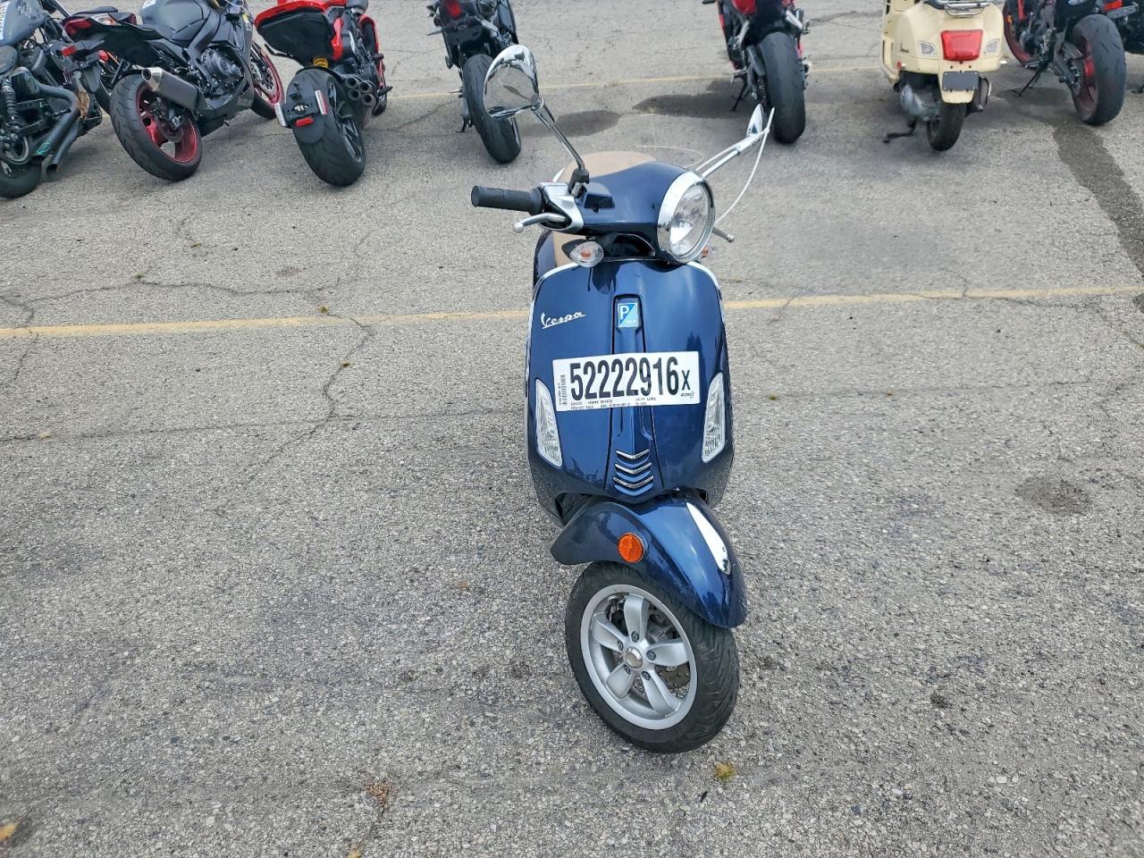 Vespa Scooter 150 3v