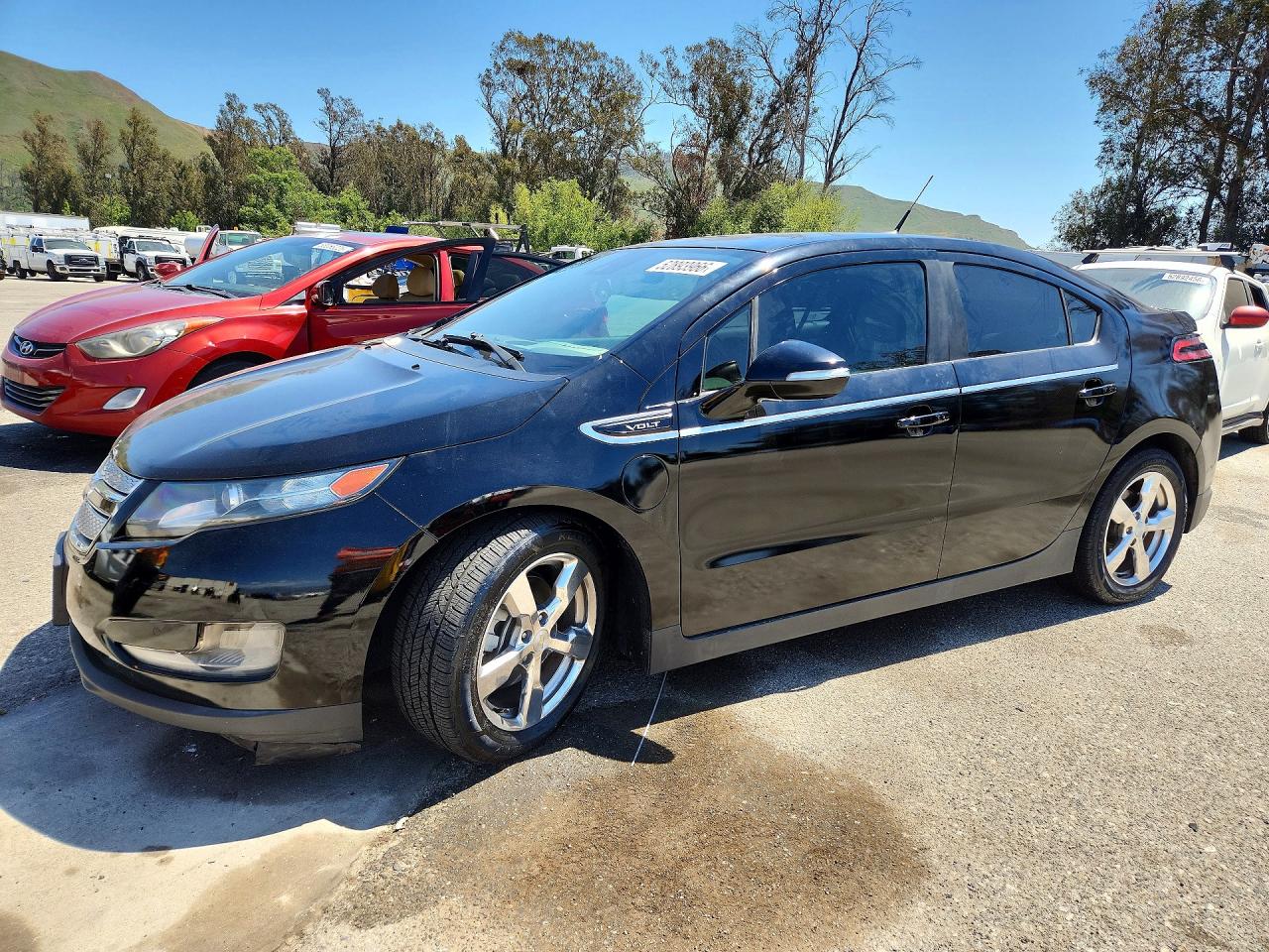 Salvage Chevrolet Volt Image