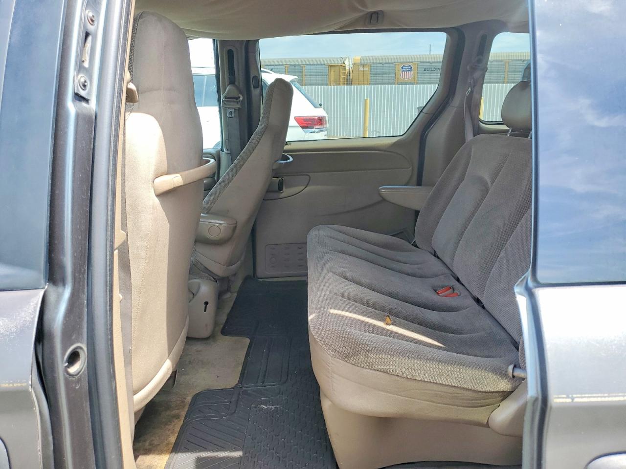 Dodge Caravan Se