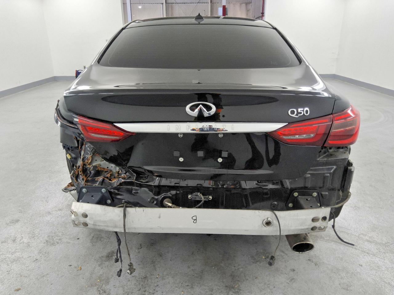 INFINITI Q50 3.0t Luxe