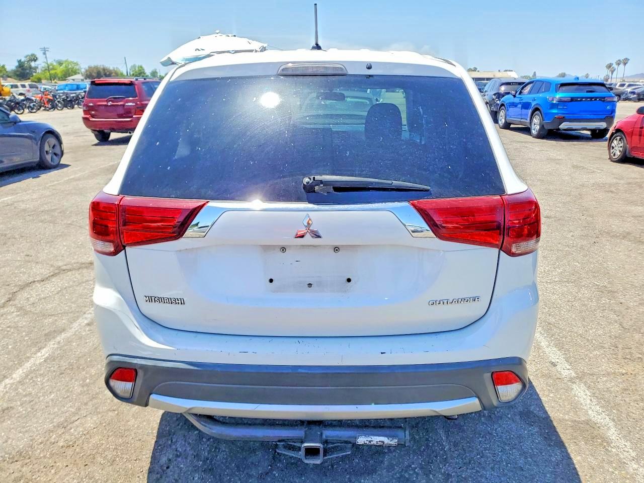 Mitsubishi Outlander Se