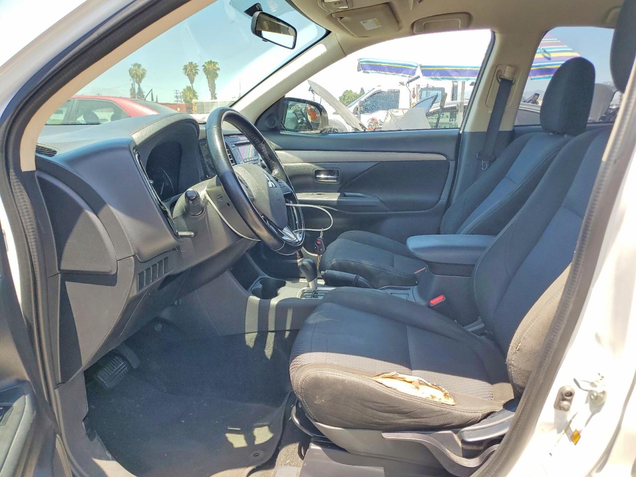 Mitsubishi Outlander Se