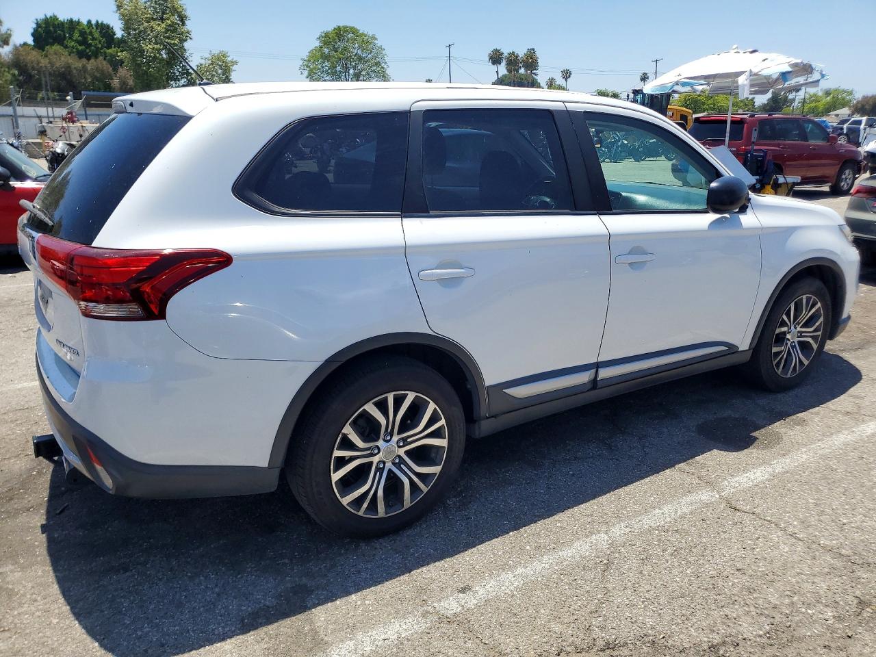 Mitsubishi Outlander Se