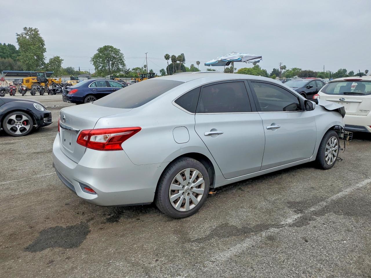 Nissan Sentra S
