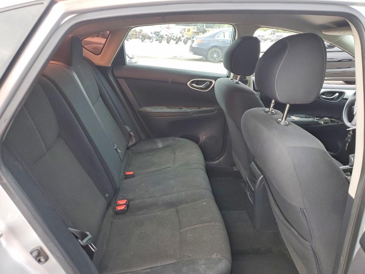 Nissan Sentra S