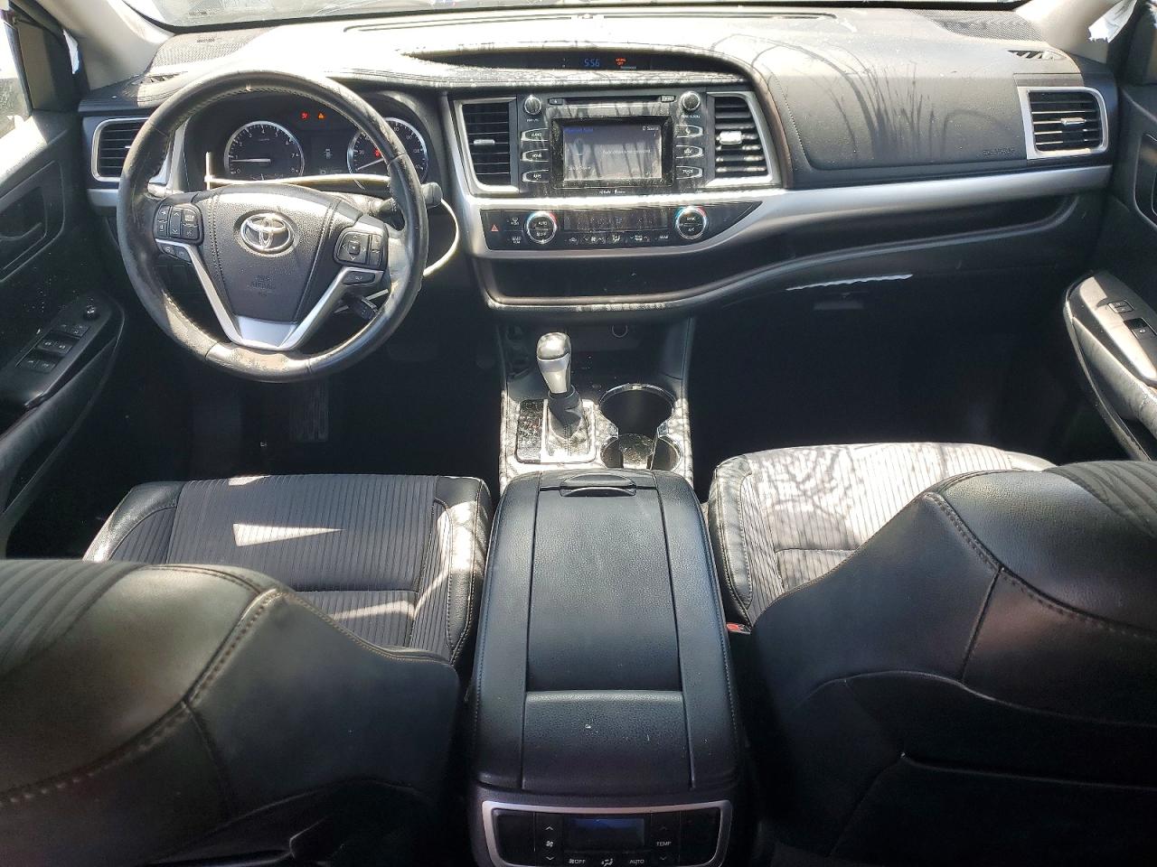 Toyota Highlander Le Plus