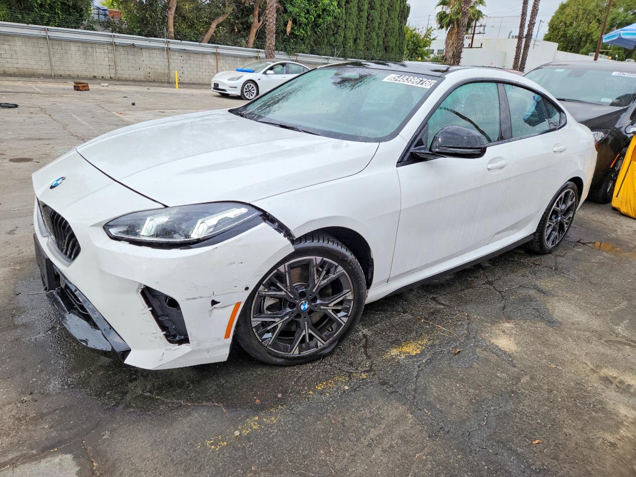 Salvage BMW 2 Series Image