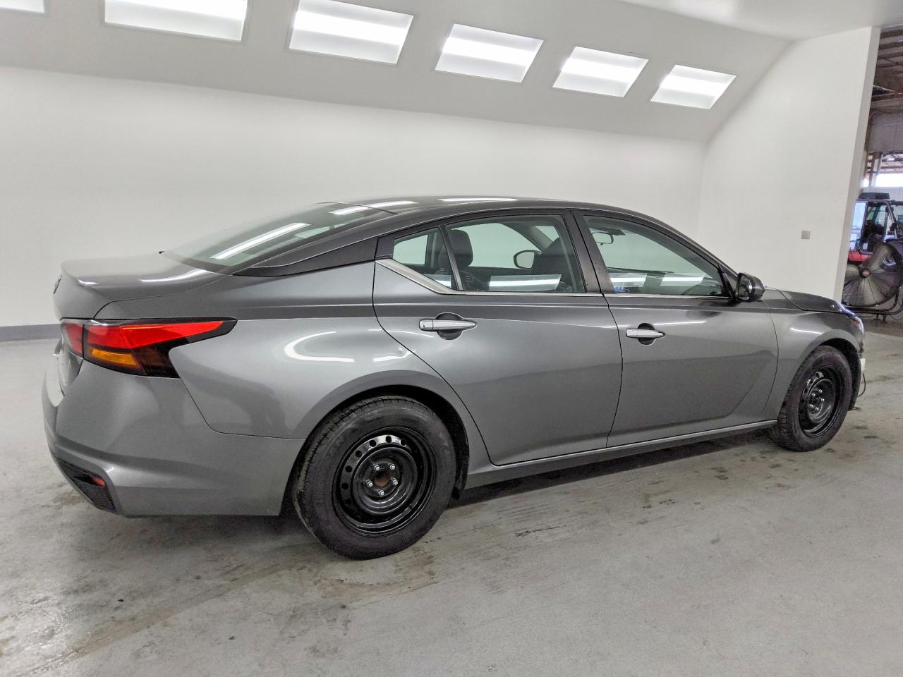 Nissan Altima S