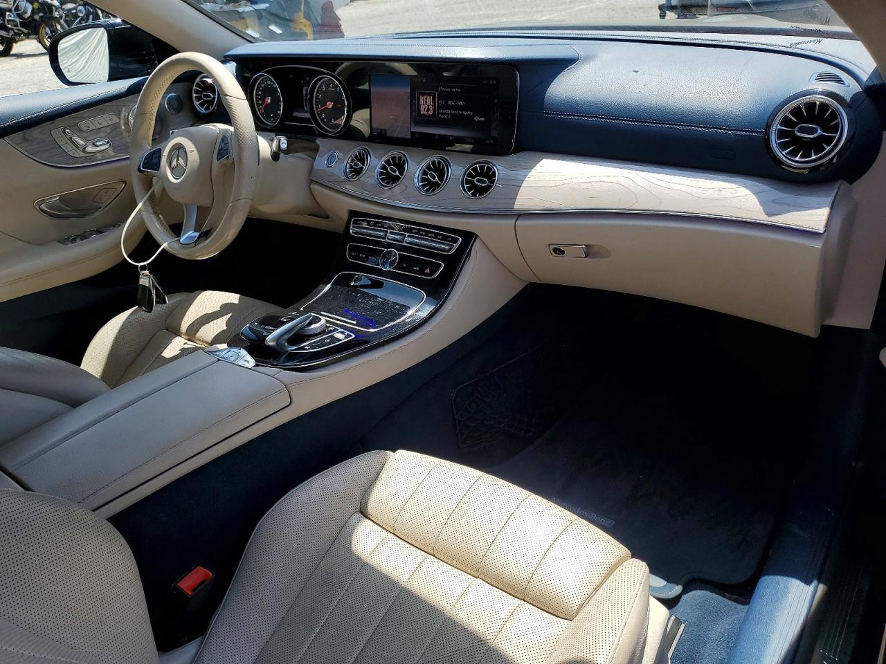 Mercedes-Benz E-Class 400