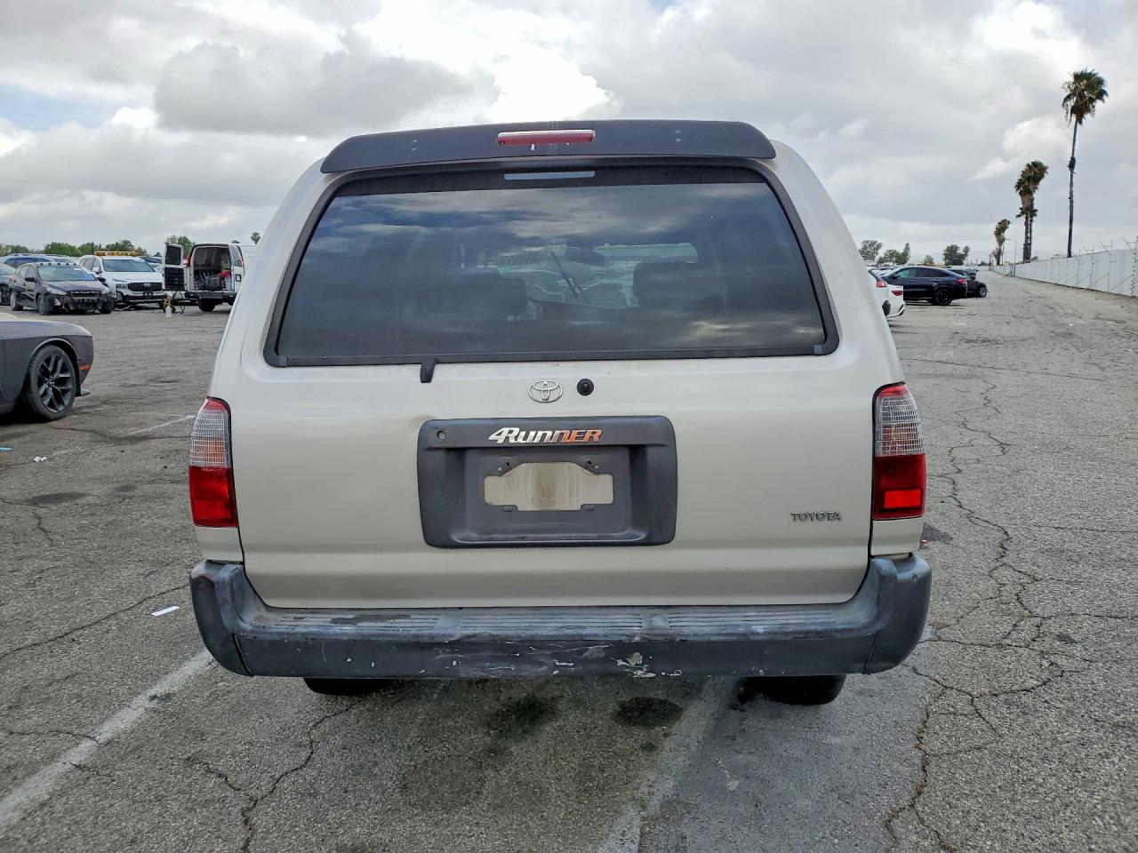 Toyota 4Runner Base