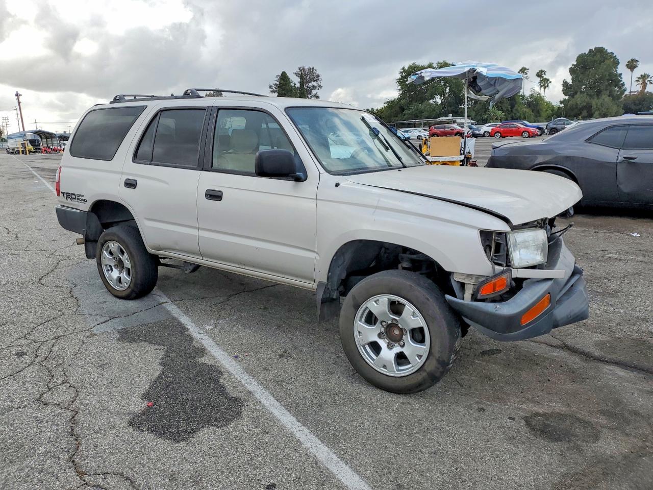 Toyota 4Runner Base