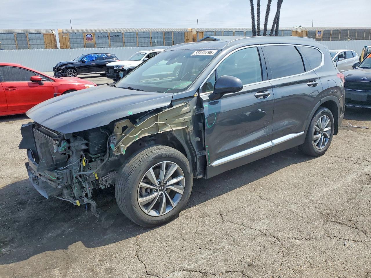 Salvage Hyundai SANTA FE Image