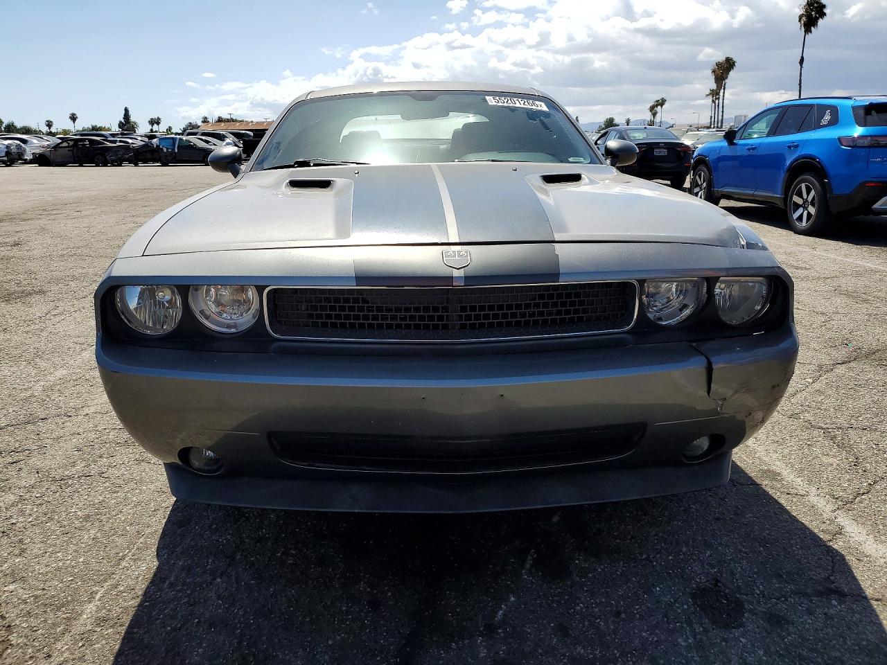 Dodge Challenger Se