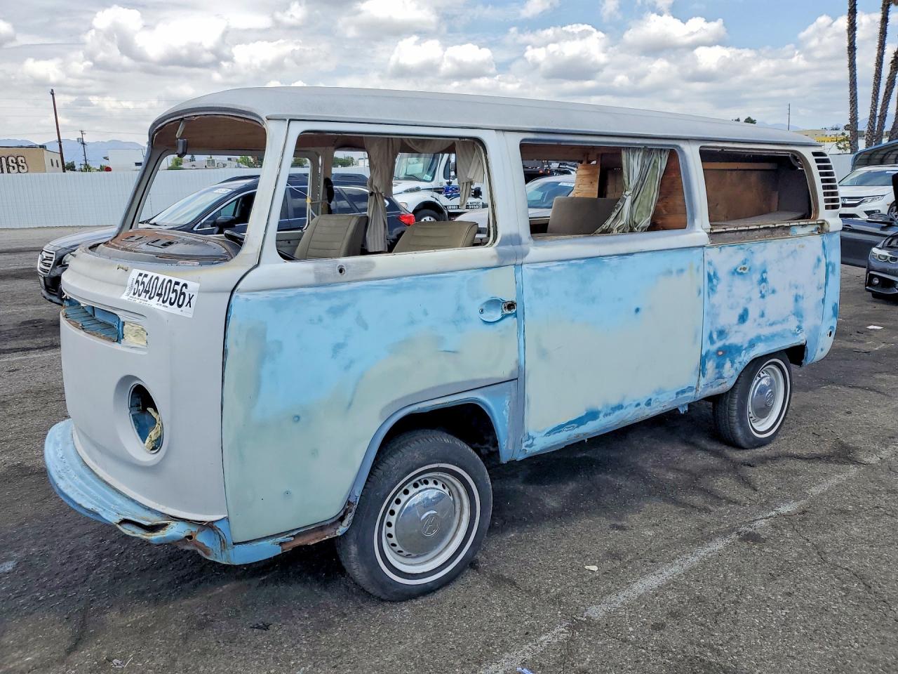 Salvage Volkswagen Other Image