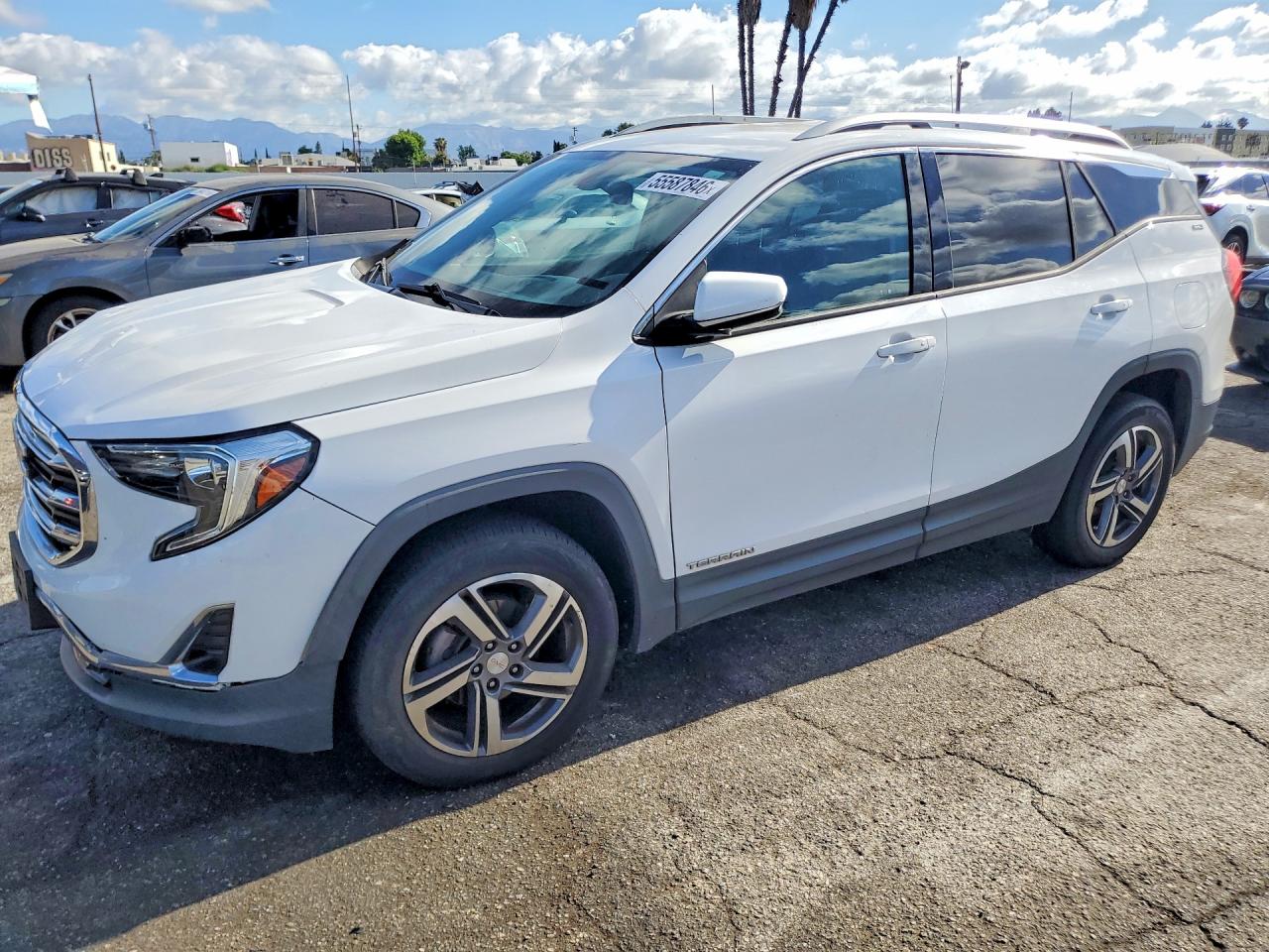Salvage GMC Terrain Image