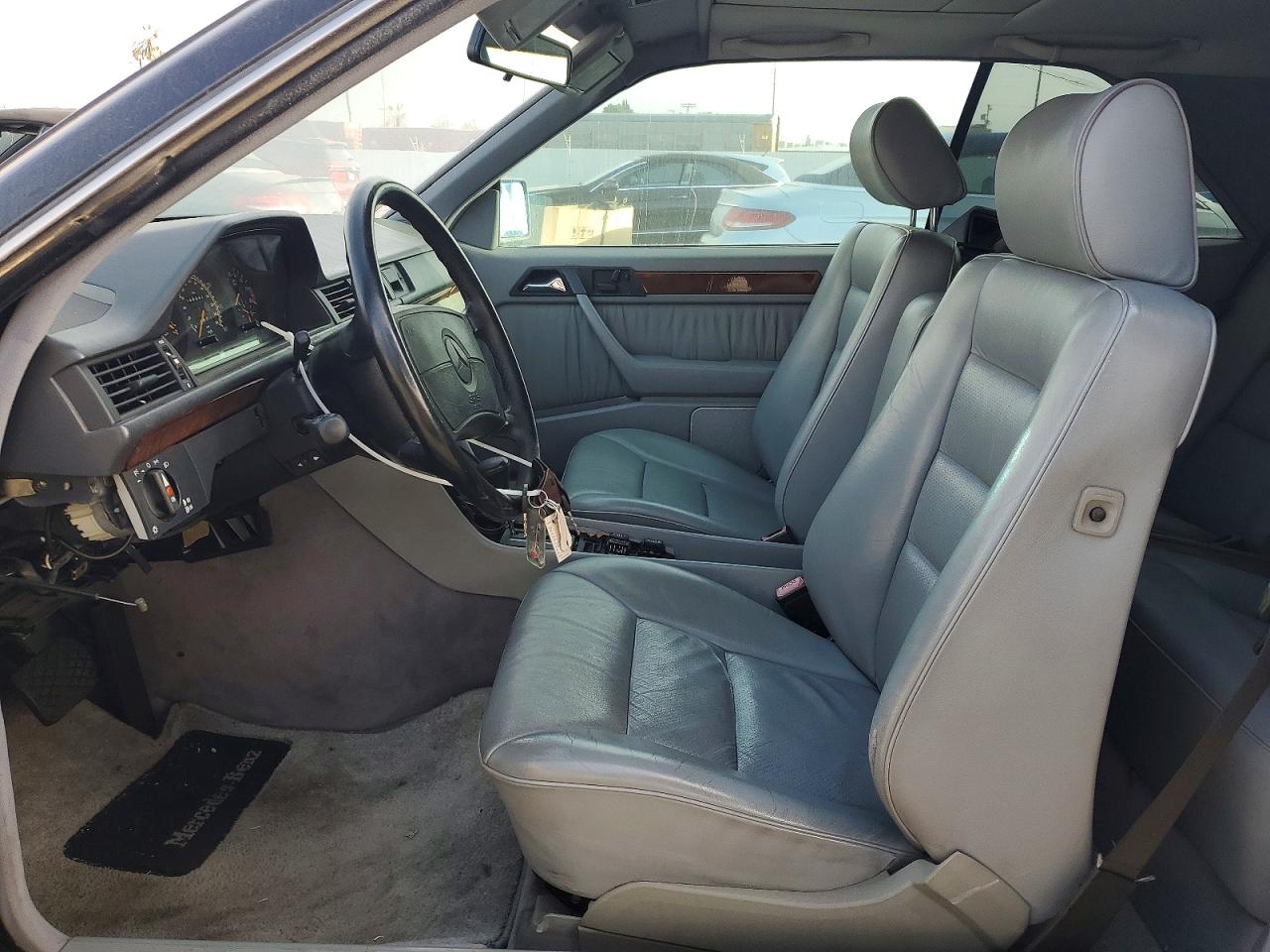 Mercedes-Benz 300-Class Ce