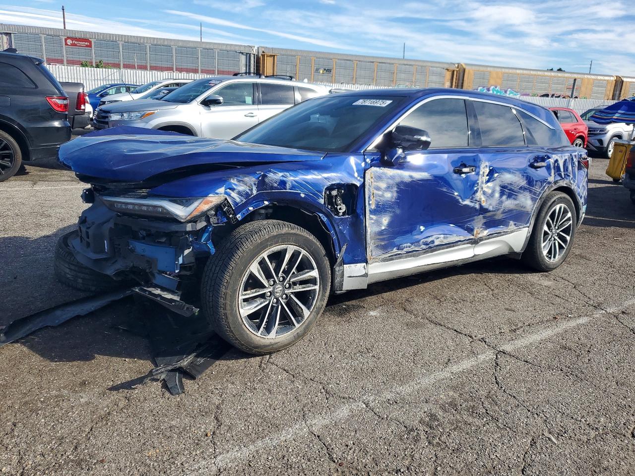 Salvage Acura Zdx A-spec Image
