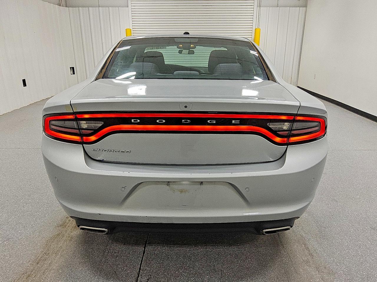 Dodge Charger Sxt