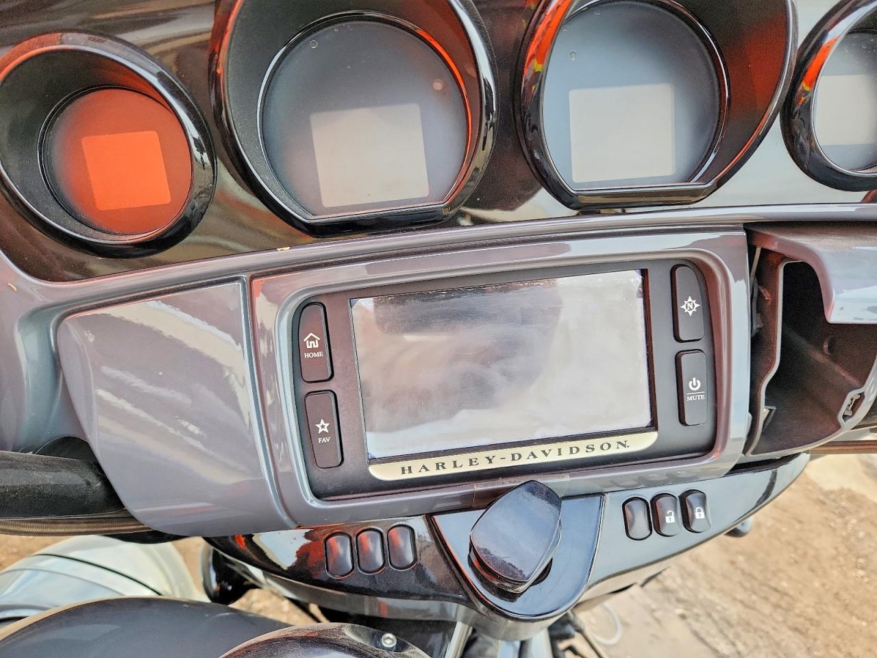 Harley-Davidson Fl Cvo Street Glide