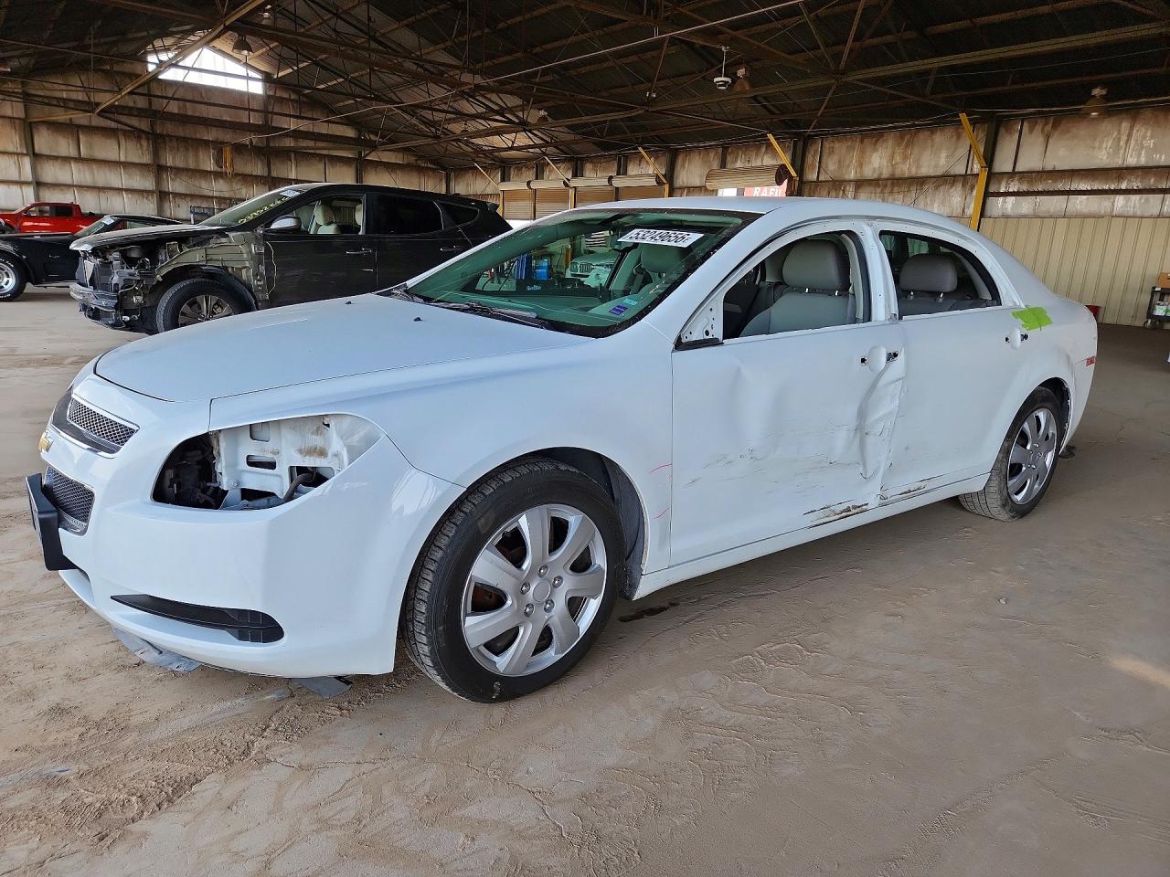 Salvage Chevrolet Malibu Image