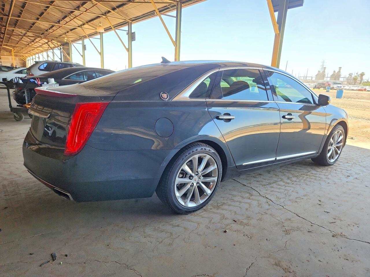 Cadillac XTS Luxury Collection