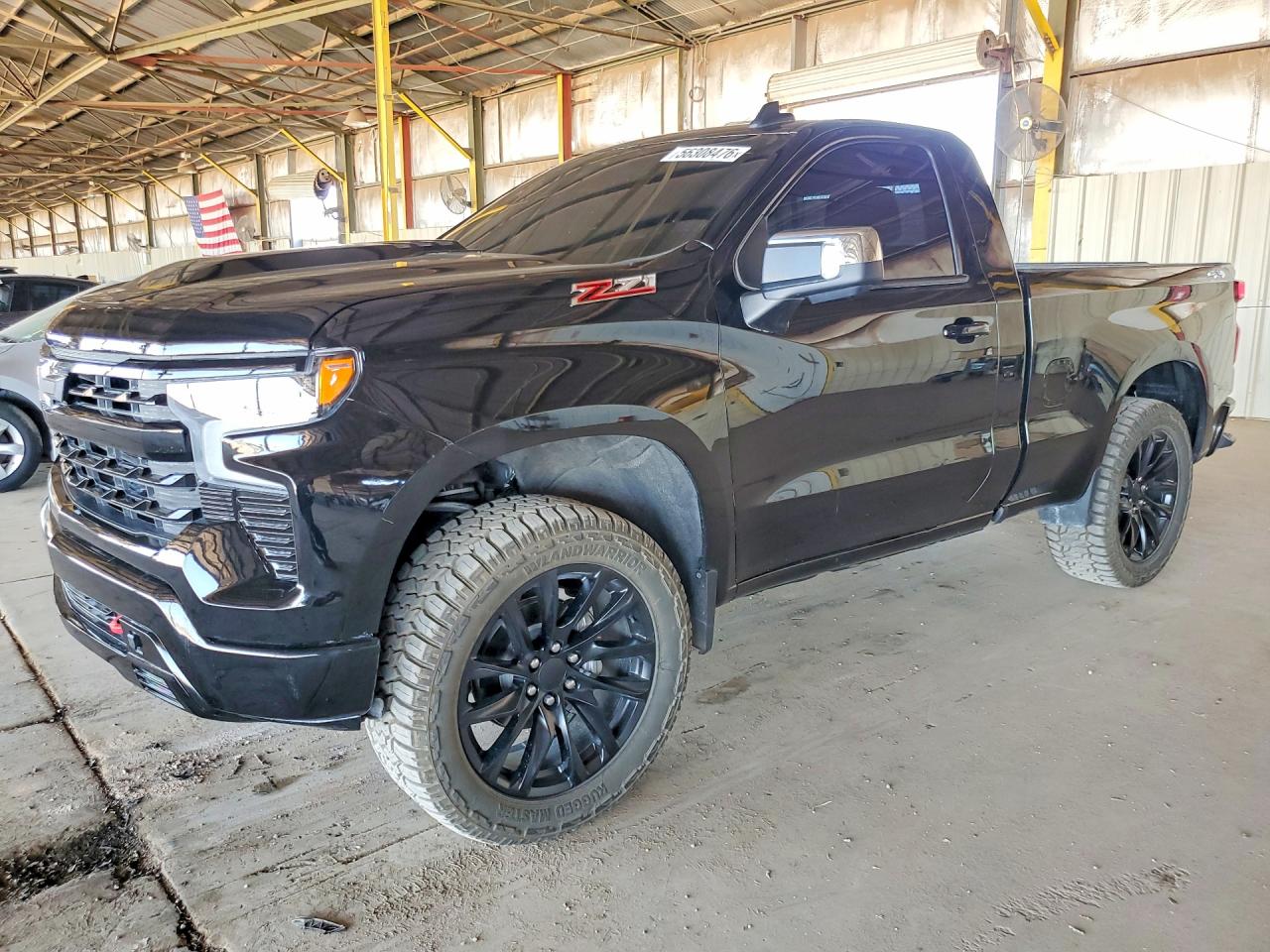 Salvage Chevrolet Silverado Image