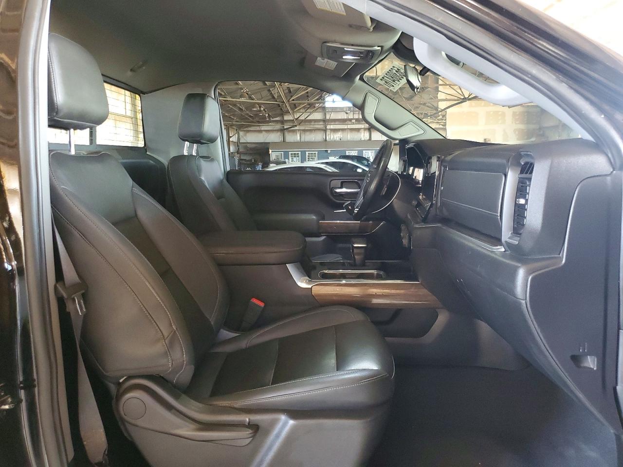 Chevrolet Silverado C1500