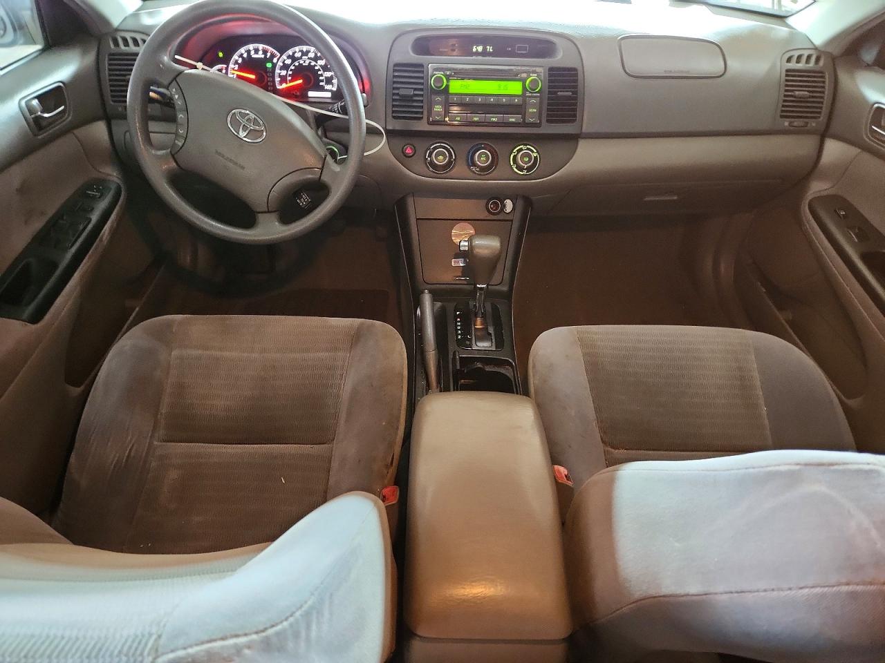 Toyota Camry Le