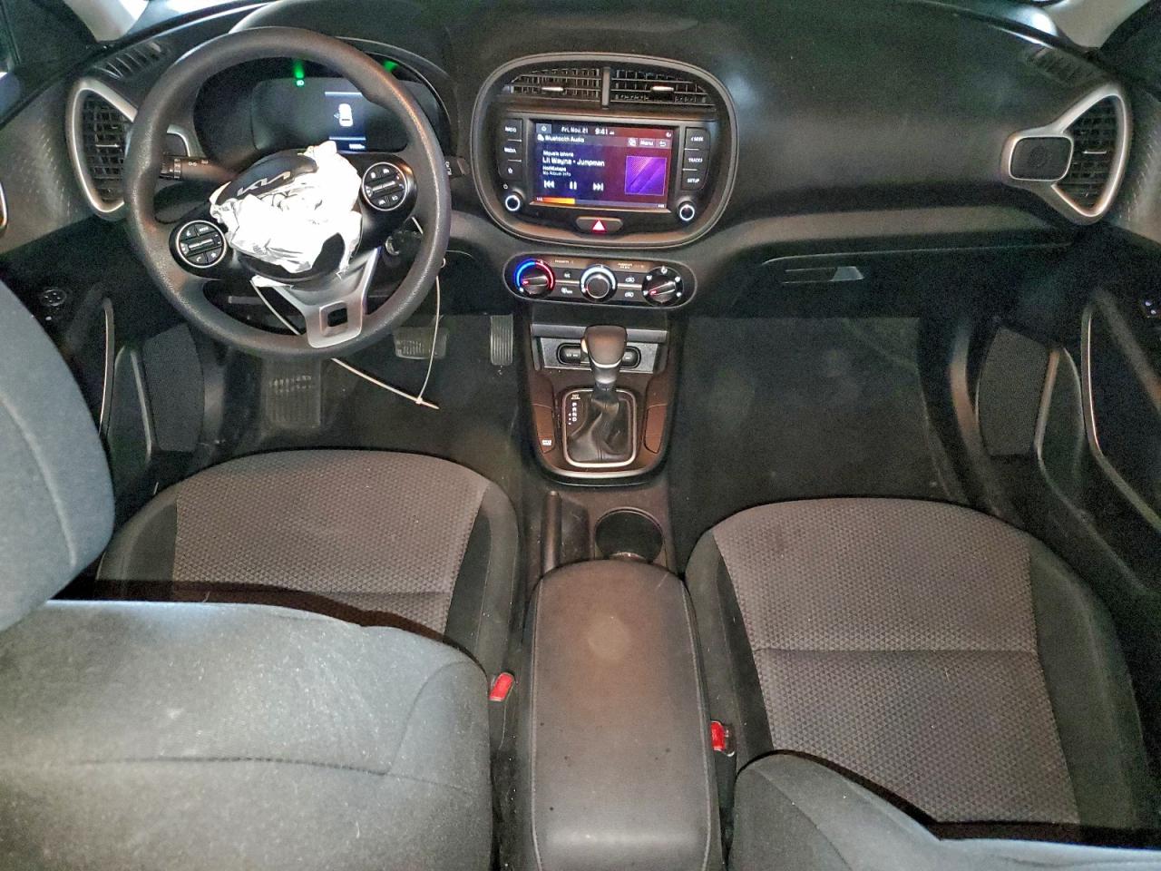Kia Soul Lx