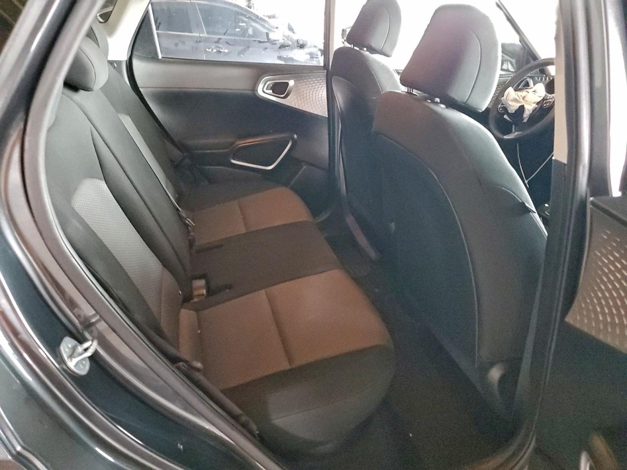 Kia Soul Lx