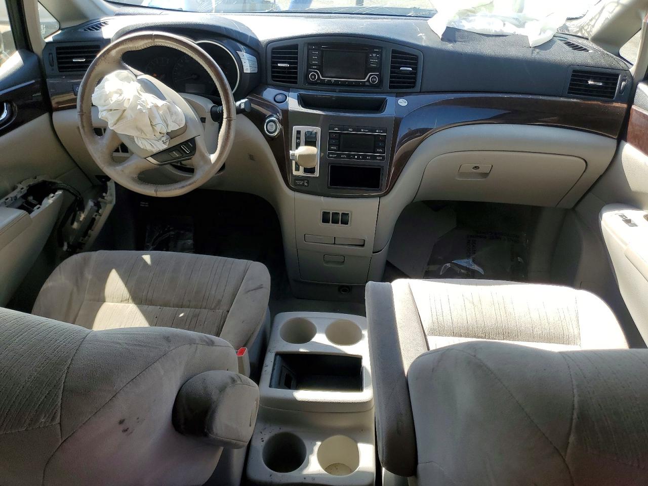 Nissan Quest Sv