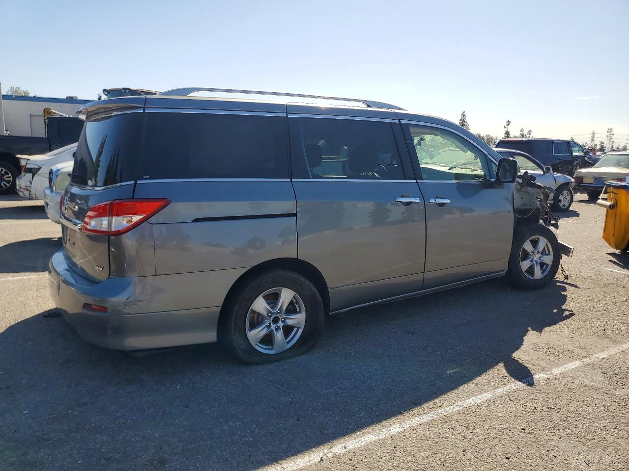 Nissan Quest Sv