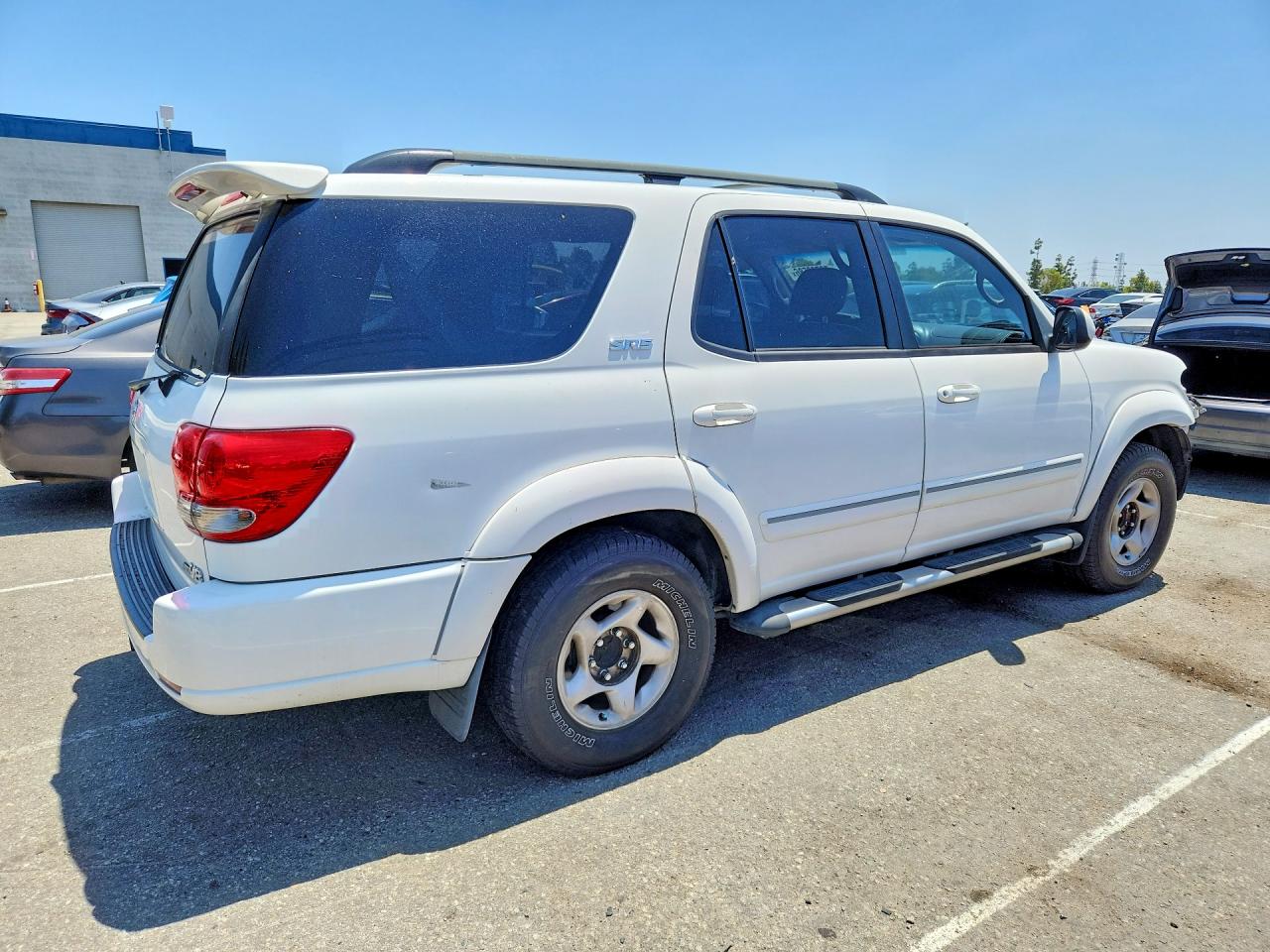 Toyota Sequoia Sr5