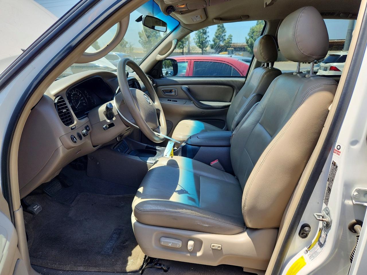 Toyota Sequoia Sr5