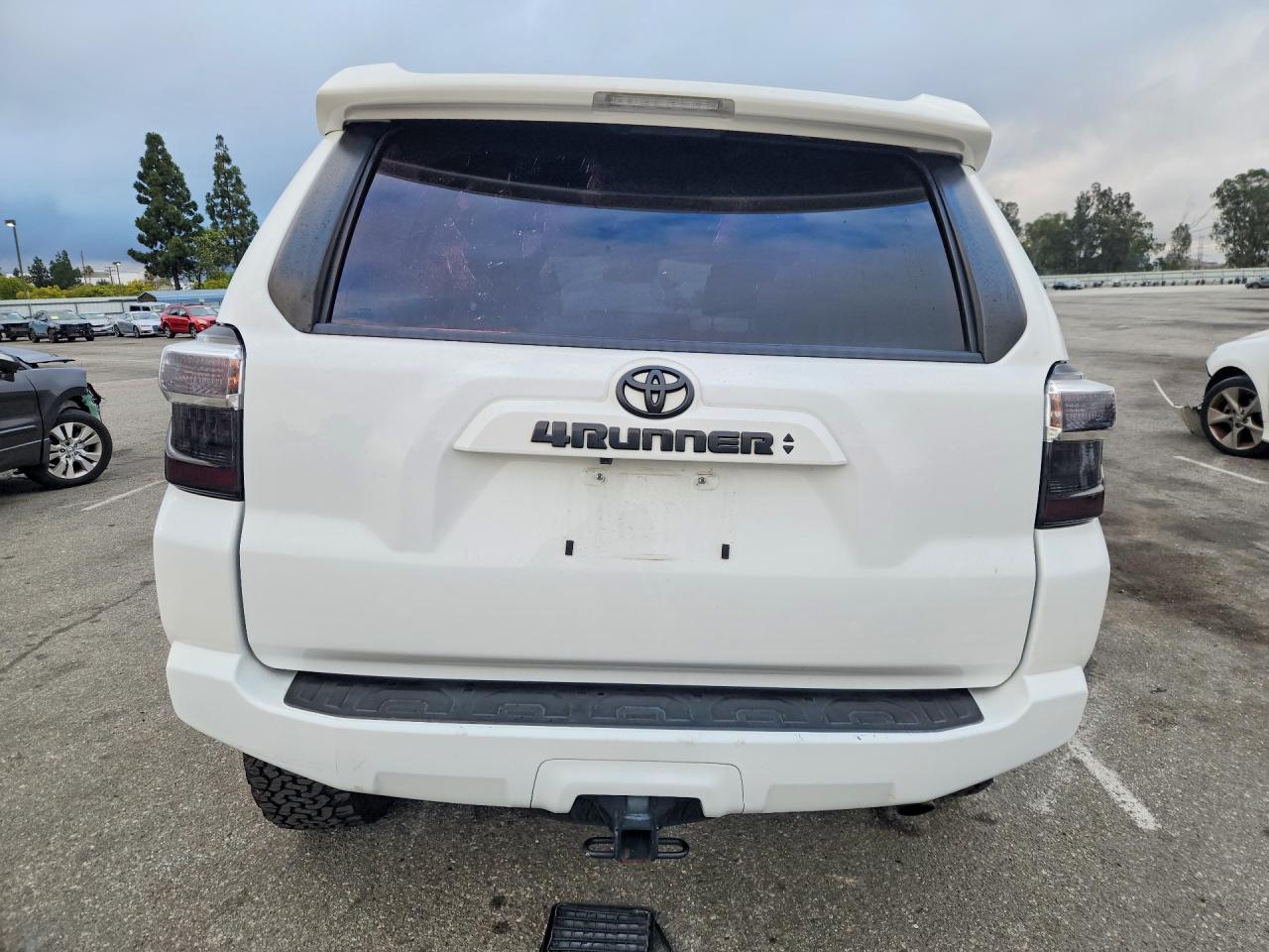 Toyota 4Runner Sr5
