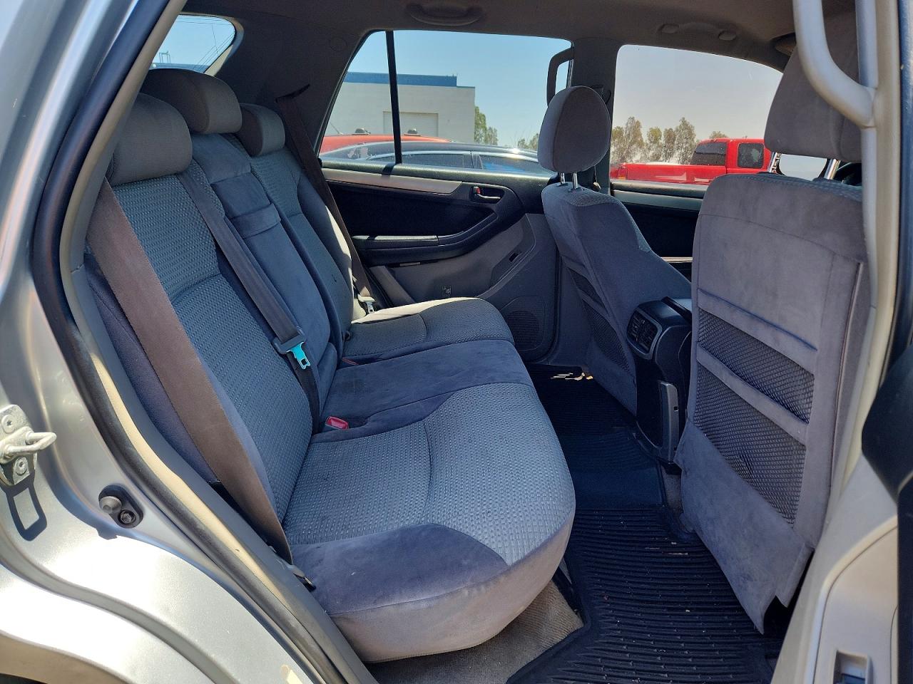 Toyota 4Runner Sr5