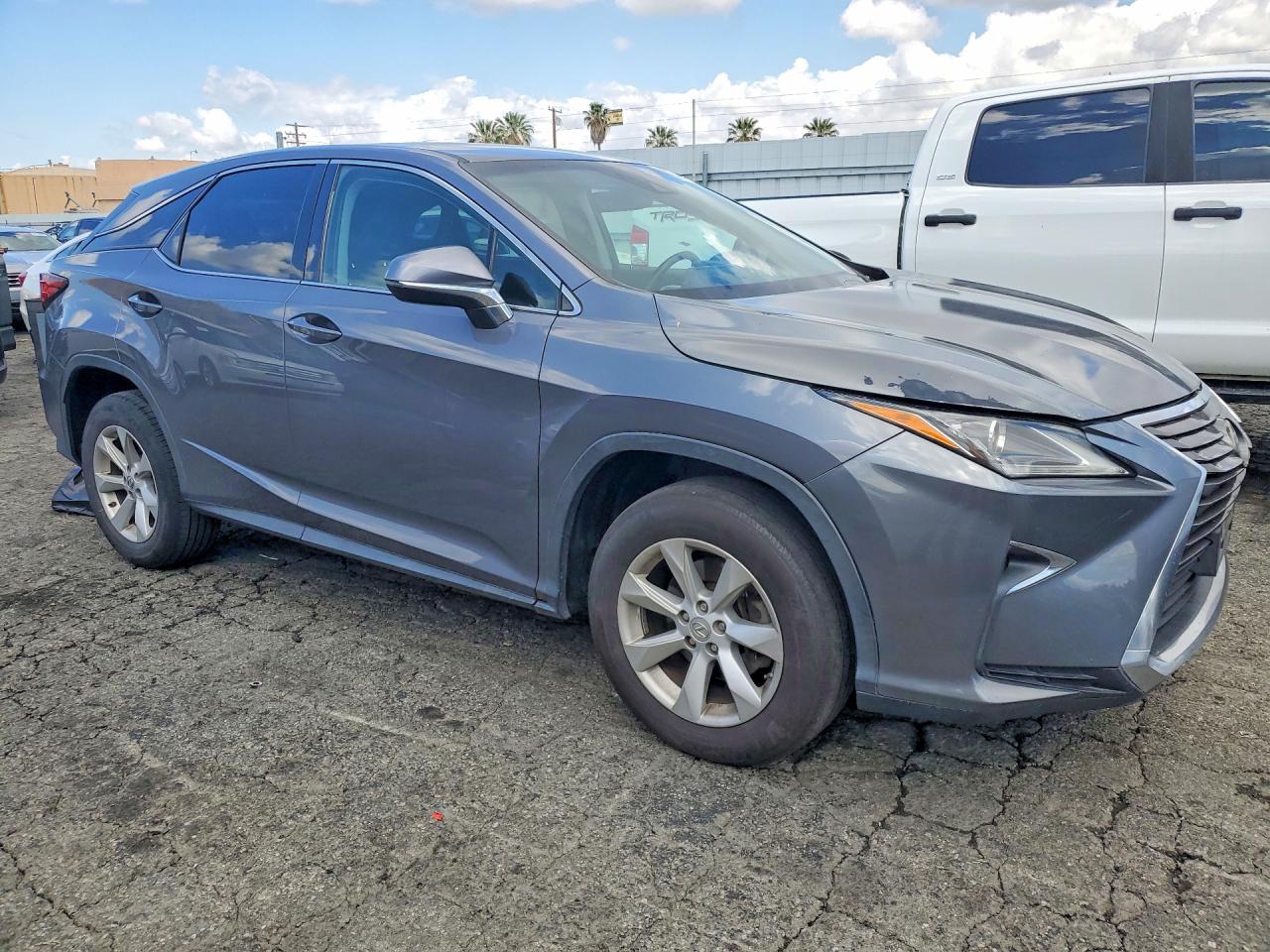 Lexus RX Base