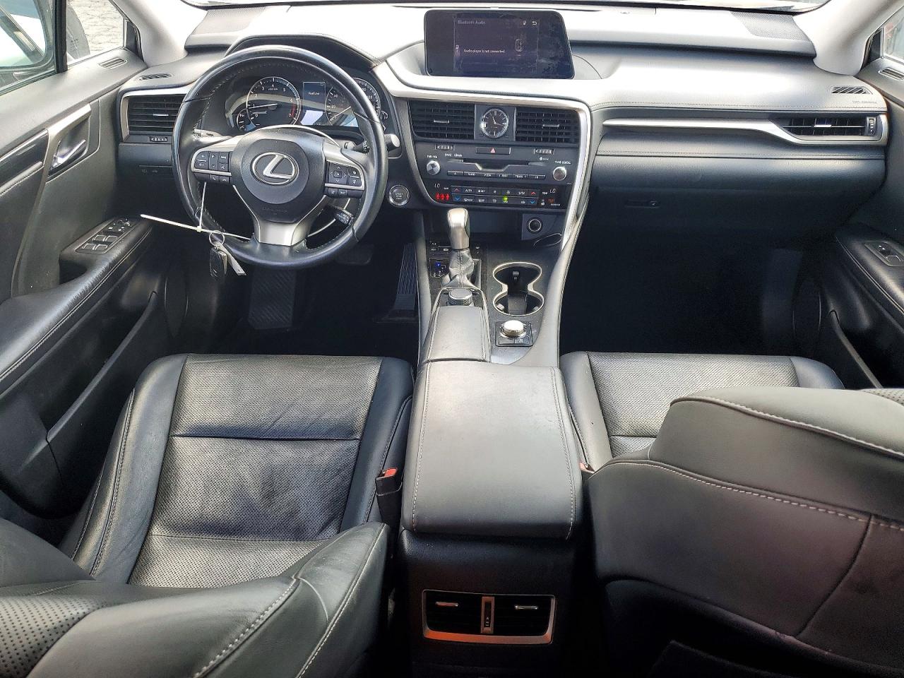 Lexus RX Base