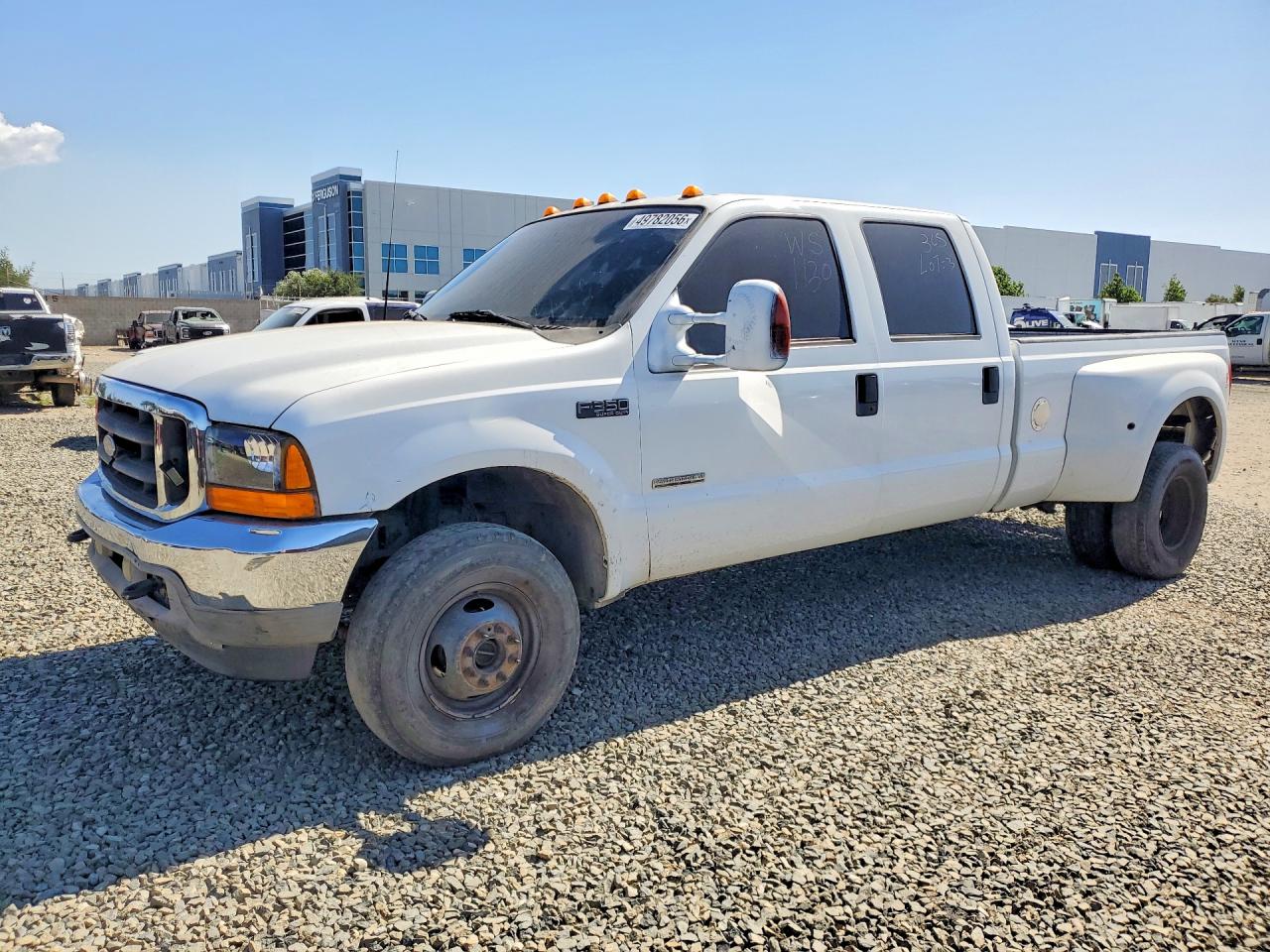 Salvage Ford F-350 Image