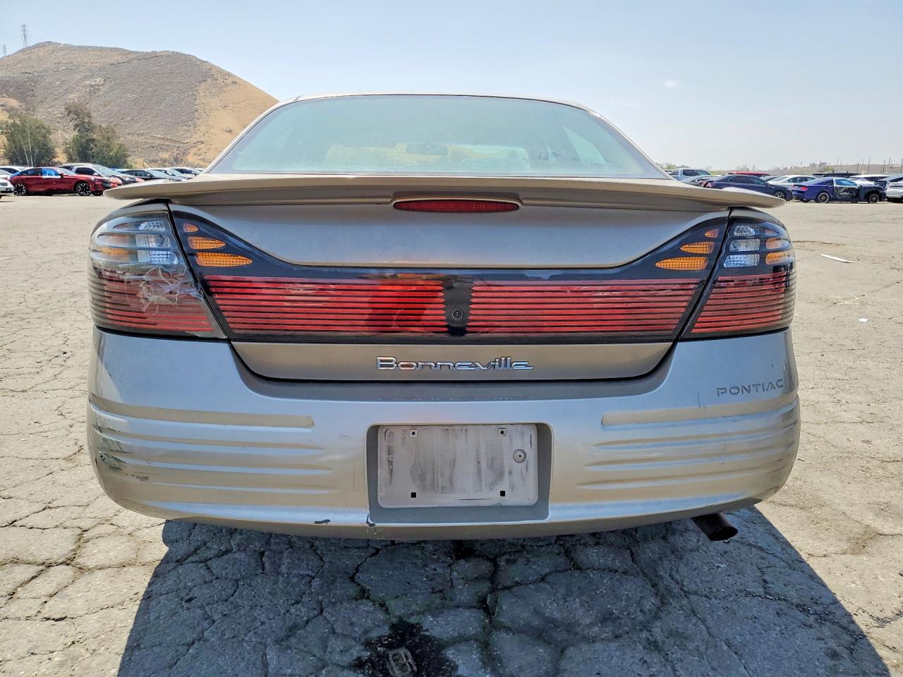 Pontiac Bonneville Se