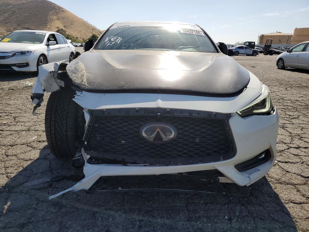 INFINITI Q60 Red Sport 400