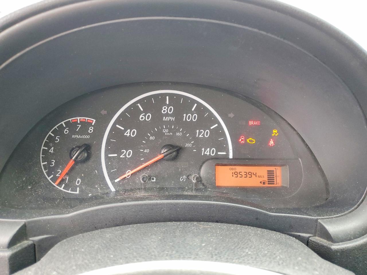 Nissan Versa 1.6 S