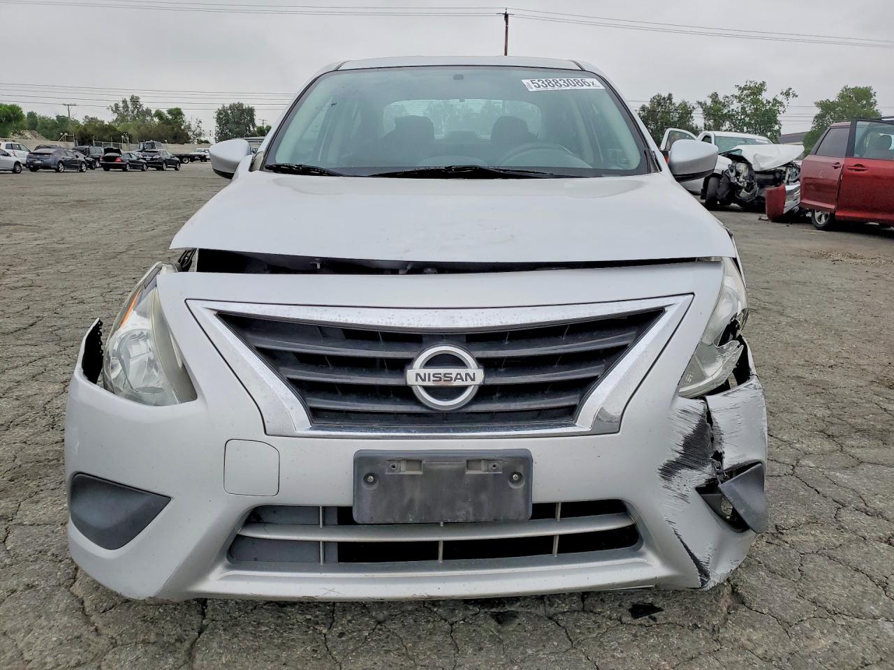 Nissan Versa 1.6 S
