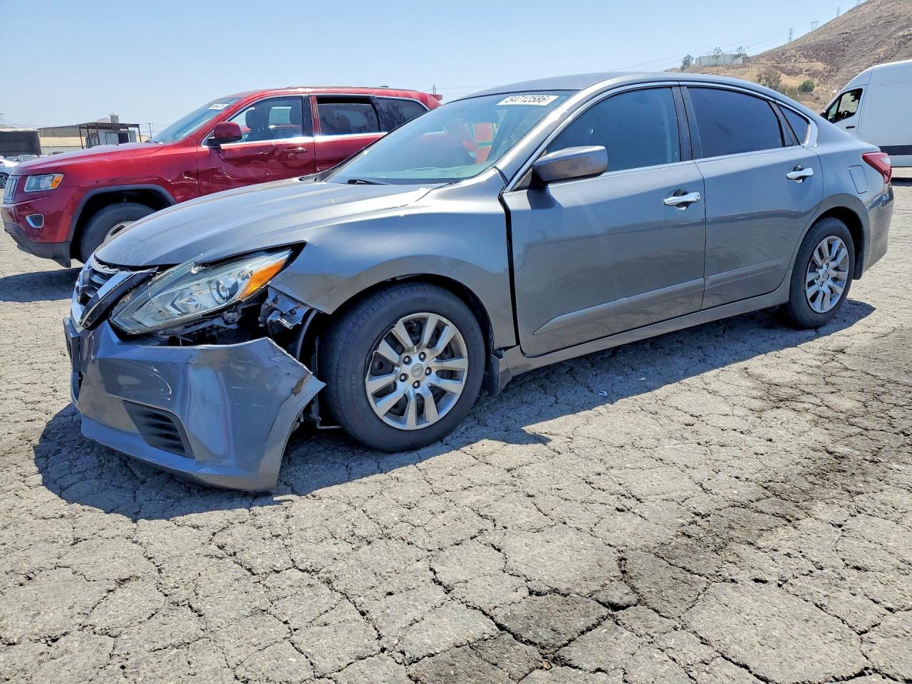 Salvage Nissan Altima Image