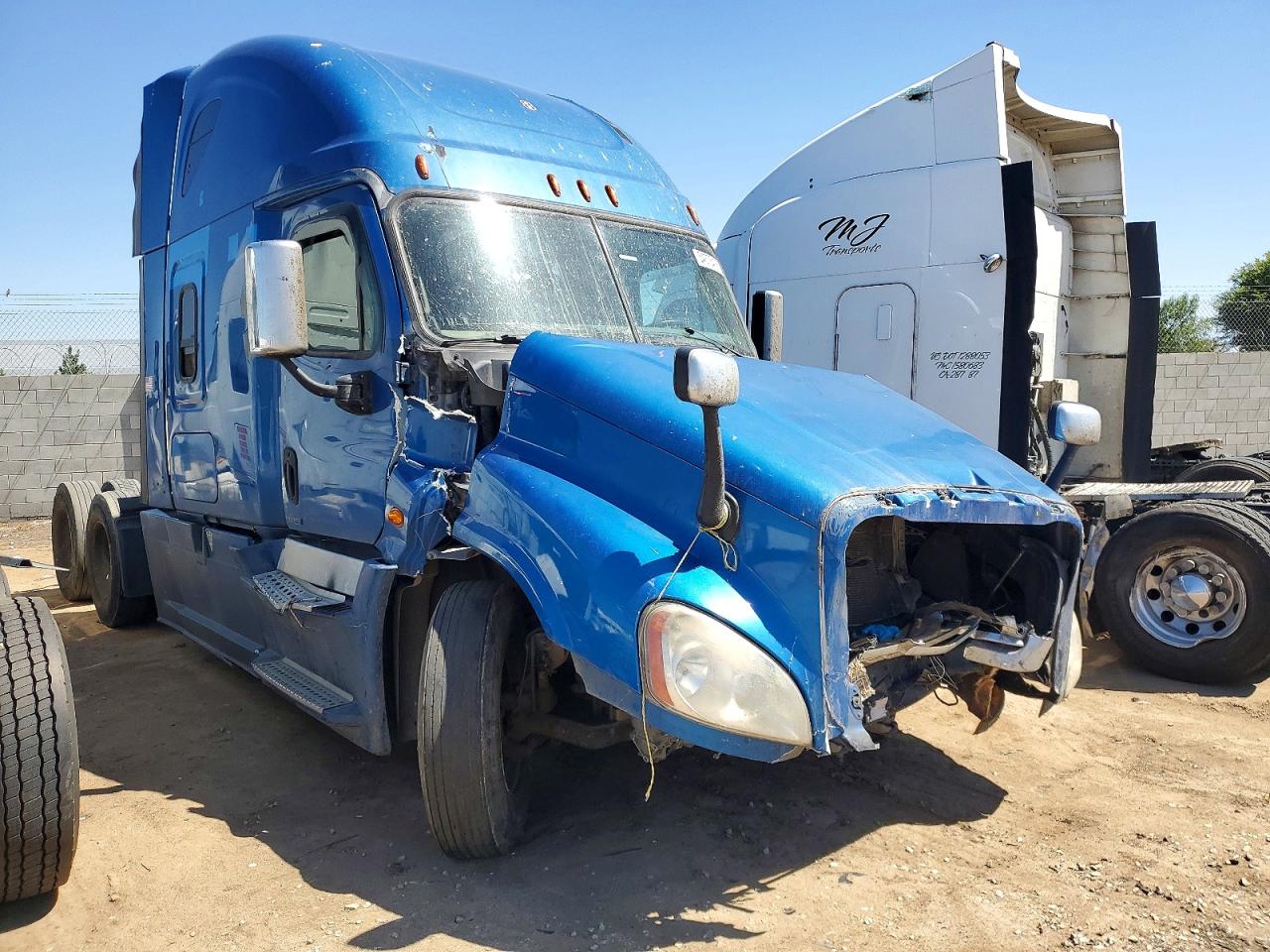 Salvage Freightliner Cascadia 125 Image